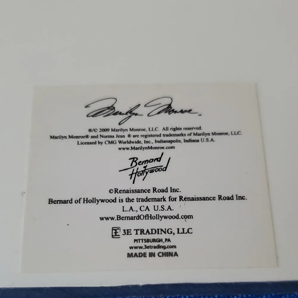 VTG Marilyn Monroe Coaster Set with holder